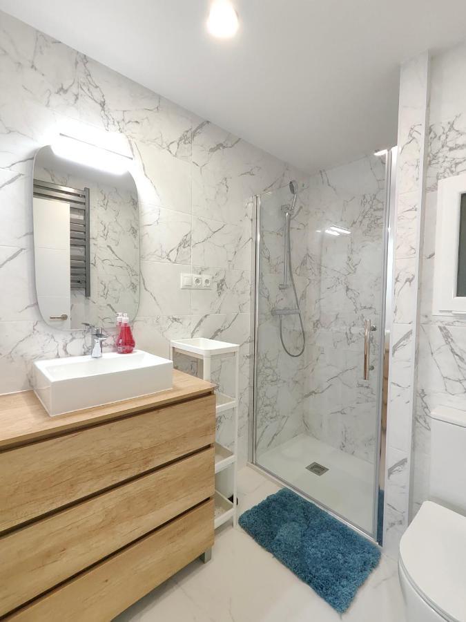 Fantastic Apartment Sant Adria Beach 산트 아드리아 데 베소스 외부 사진