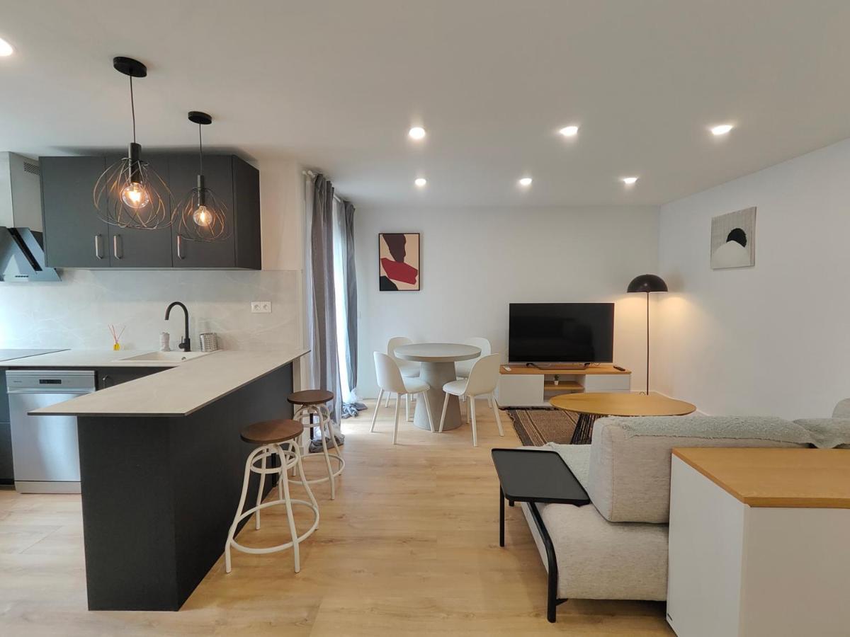 Fantastic Apartment Sant Adria Beach 산트 아드리아 데 베소스 외부 사진