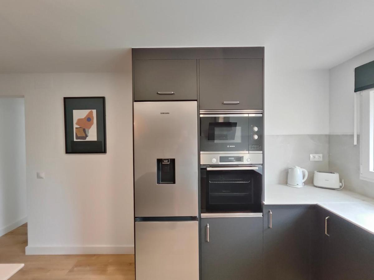 Fantastic Apartment Sant Adria Beach 산트 아드리아 데 베소스 외부 사진