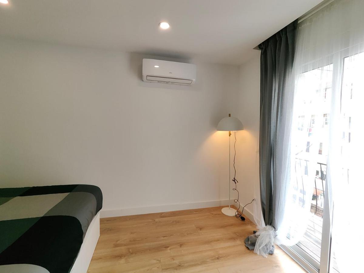 Fantastic Apartment Sant Adria Beach 산트 아드리아 데 베소스 외부 사진