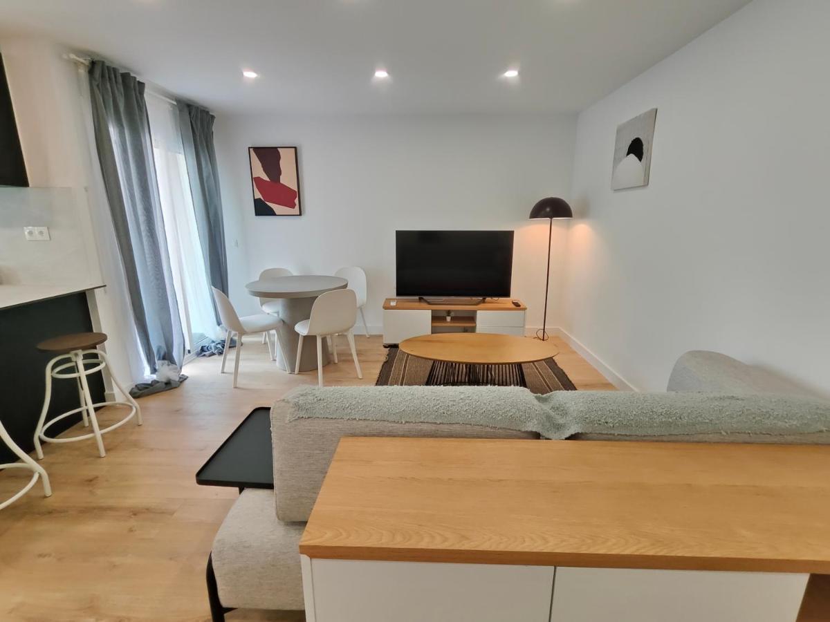 Fantastic Apartment Sant Adria Beach 산트 아드리아 데 베소스 외부 사진